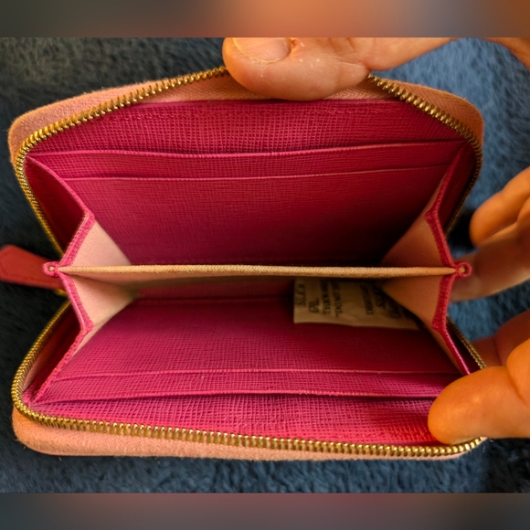 FENDI pink Leather zip around Wallet, 4.5x3x.5", WITH FENDI BOX, with RFID,EUC - Picture 6 of 14